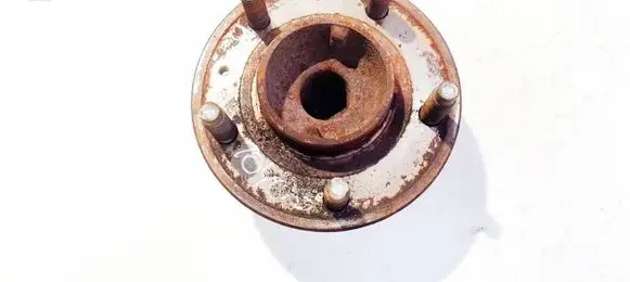 Opel Astra J Rear wheel hub