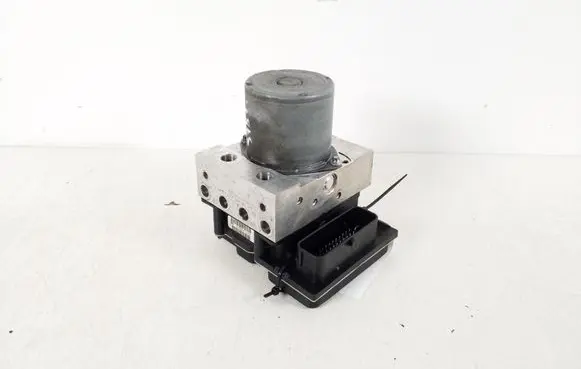 Mercedes-Benz E W212 ABS Pump A2124315512