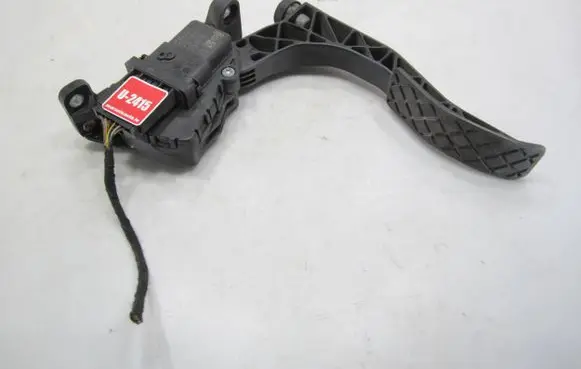 Audi A6 S6 C6 4F Accelerator throttle pedal 4F1723523A 6PV00898404 220405