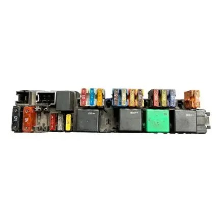 Mercedes-Benz S W220 Fuse module A0265455332