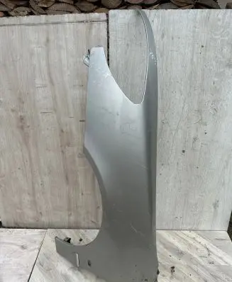 Peugeot 607 Fender