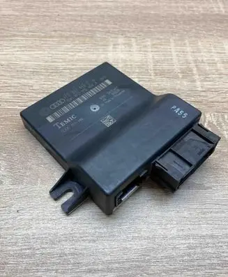Audi A6 S6 C6 4F Gateway control module 4F0907468D 4F0910468A