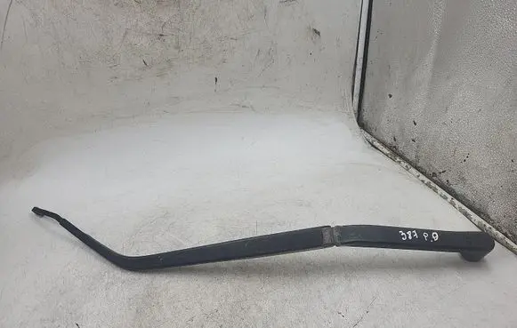 Mitsubishi Lancer X Front wiper blade arm 
