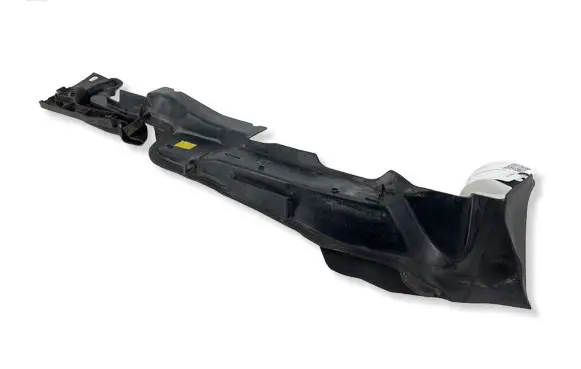 Audi A5 Fender end trim 8W6821169C