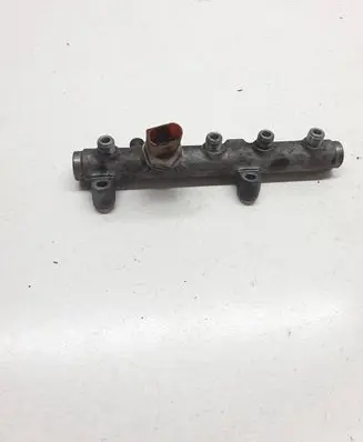 Fuel main line pipe