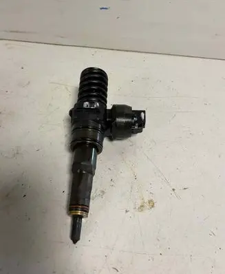 Fuel injector