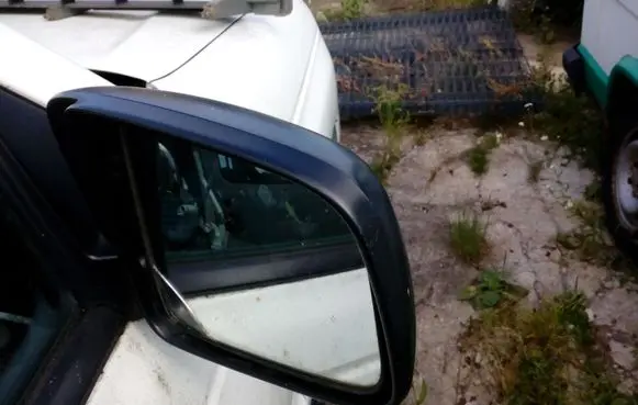 Mazda BT-50 Front door electric wing mirror