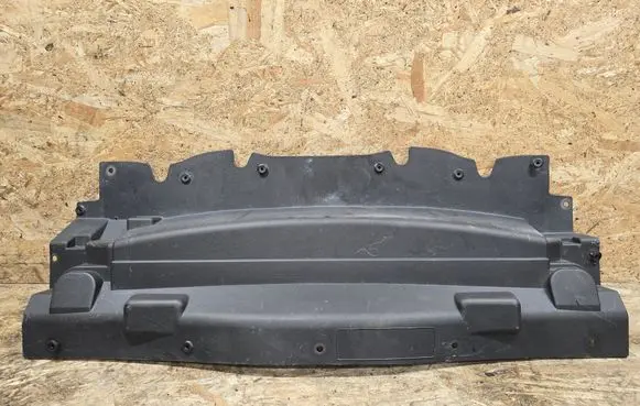 Jaguar XK - XKR Radiator trim 6W838A303A