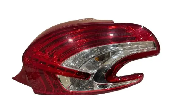 Peugeot 208 Rear/tail lights 9672628380