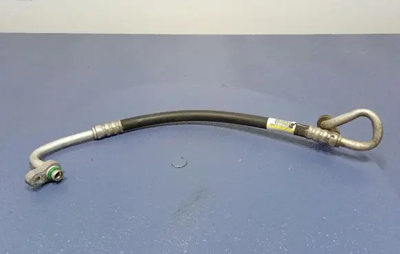 KIA Sportage Air conditioning (A/C) pipe/hose 977622Y100