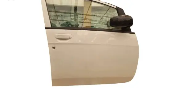 Peugeot iOn Front door