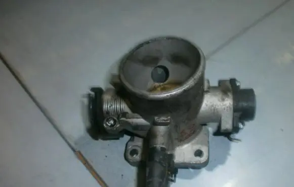 KIA Rio Throttle valve 517026900
