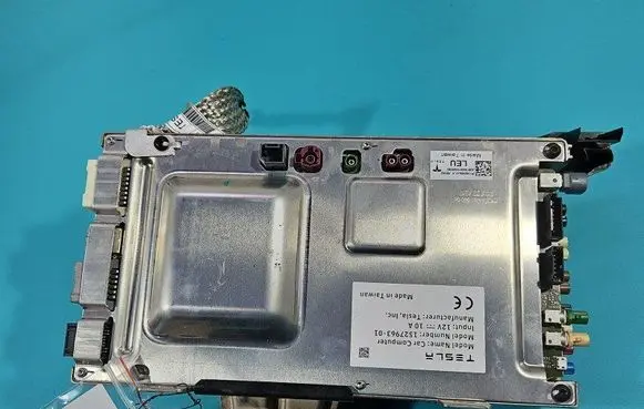 Tesla Model 3 Central body control module 1462554-01-K IMPRK1439130