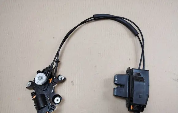 Tesla Model X Rear door lock 103448100J