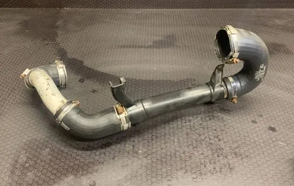 Opel Signum Intercooler hose/pipe 55350920
