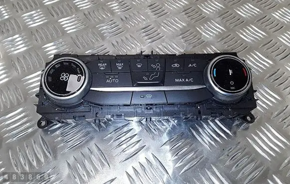 Ford Ecosport Climate control unit MN1T18C612BB