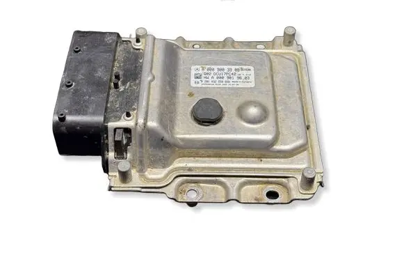 Mercedes-Benz E C207 W207 Adblue control unit A0009003909 0281032558 A0009019603