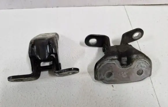 KIA Pro Cee'd II Engine bonnet/hood hinges