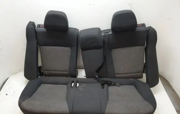 Opel Vectra C Second row seats 