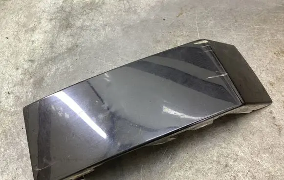 Volvo XC90 Rear/tail light trim molding 8620819 1125