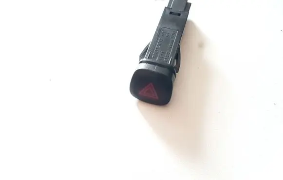 Volvo V40 Hazard light switch 9123682