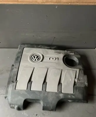 Engine cover (trim)