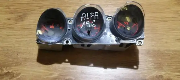 Alfa Romeo 156 Speedometer (instrument cluster) 60657728 6028169905
