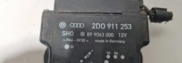 Mercedes-Benz Sprinter W901 W902 W903 W904 ABS relay 2D0911253 899063000