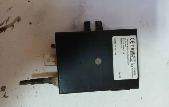 BMW 5 E39 Auxiliary heating control unit/module 15850018