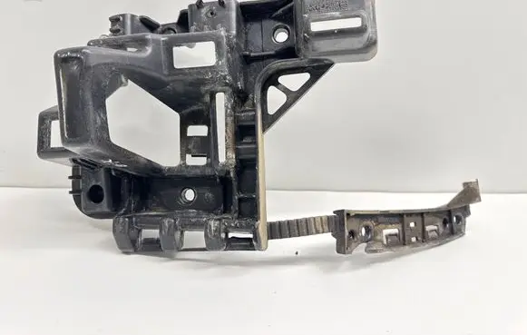 Citroen Berlingo Rear bumper mounting bracket 9680603580