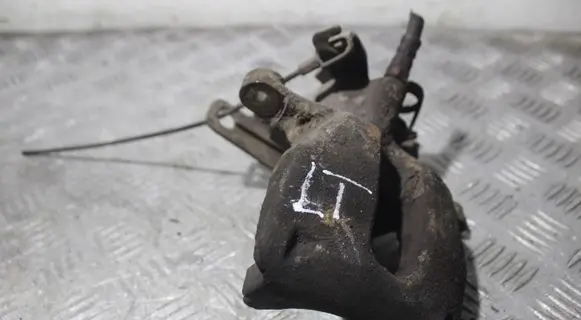 Rear brake caliper