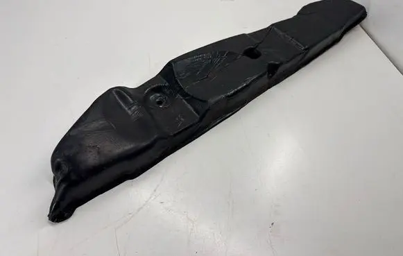Ford Mustang VI Fender foam support/seal FR3B6316E561A