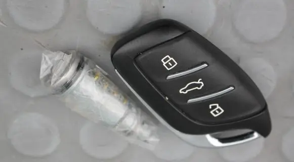 MG HS Ignition key/card KLUCZYKWKLADKAMGHS