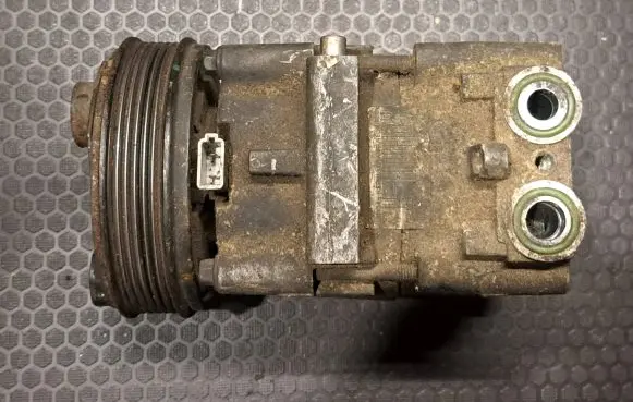 Ford Mondeo Mk III Air conditioning (A/C) compressor (pump)