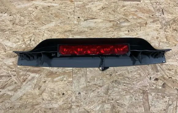 Ford Focus Third/center stoplight S302 7573
