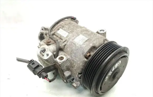 Skoda Fabia Mk2 (5J) Air conditioning (A/C) compressor (pump) 6Q0820808E