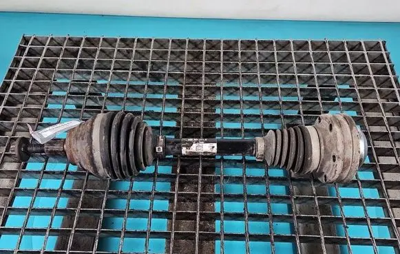 Seat Leon (5F) Front driveshaft 5Q0407271H IMPRK1583154