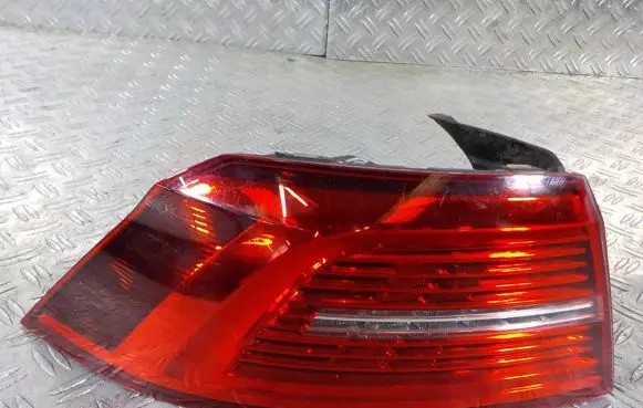 Volkswagen PASSAT B8 Rear/tail lights 3G5945207 81420101 081420101