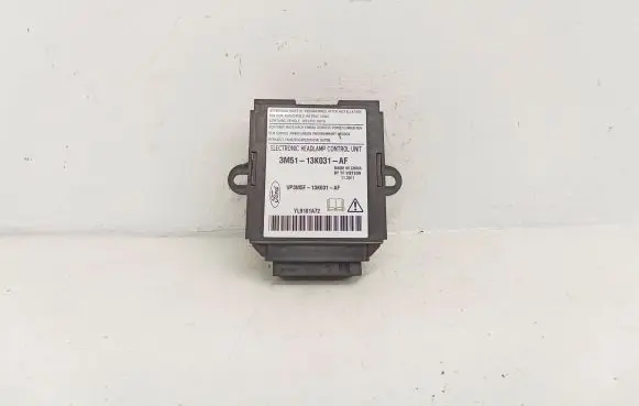 Ford Kuga I Light module LCM 3M5113K031AF VP3M5F13K031AF