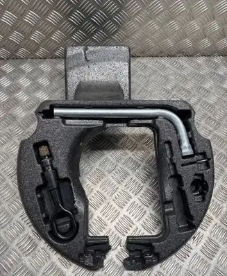 Audi A6 S6 C7 4G Tool set 4G0012109A