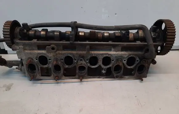 Volkswagen Transporter - Caravelle T4 Engine head 074103373G