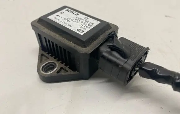 Toyota Avensis T250 ESP acceleration yaw rate sensor 8918302020 0265005297