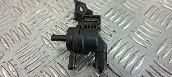 Hyundai i40 Turbo solenoid valve 289103C200