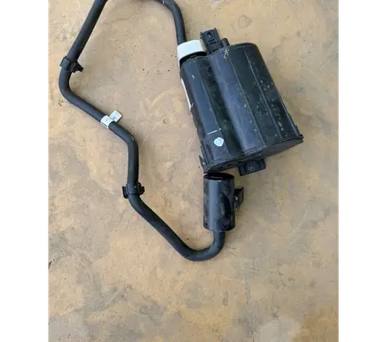 Fiat 500 Abarth Active carbon filter fuel vapour canister 68233762AC CA2026HK465 H2026J68233762AC