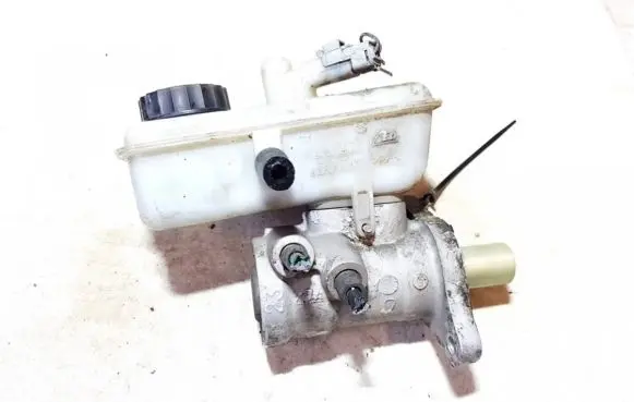 Renault Laguna II Master brake cylinder