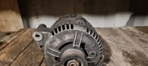 Volvo S70 V70 V70 XC Generator/alternator 0123505014 9162683