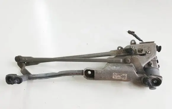 Ford Fiesta Front wiper linkage and motor 8A6117500AD 0512092 3397021285