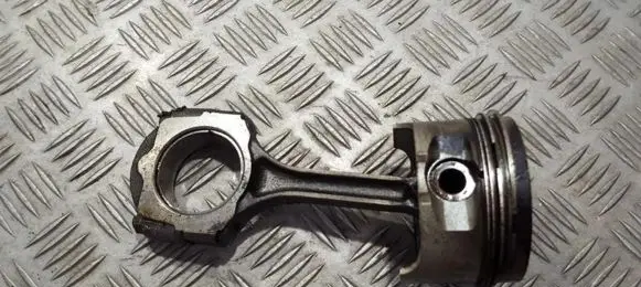 Renault Scenic I Piston with connecting rod