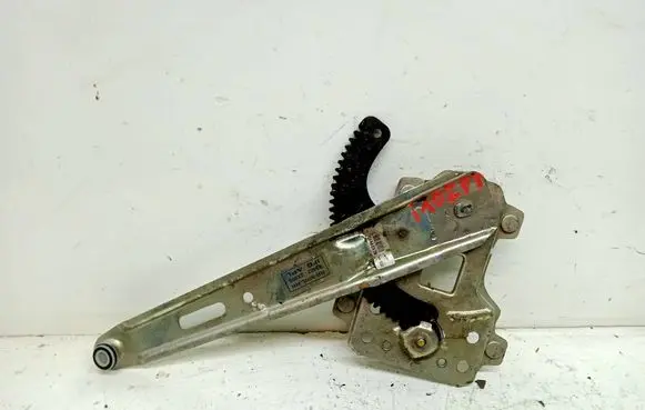 Hyundai i10 Rear window lifting mechanism without motor 83402-0X000