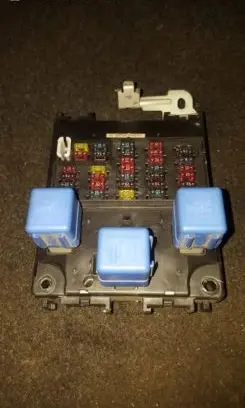 Nissan Almera Fuse box set 243502n300h
